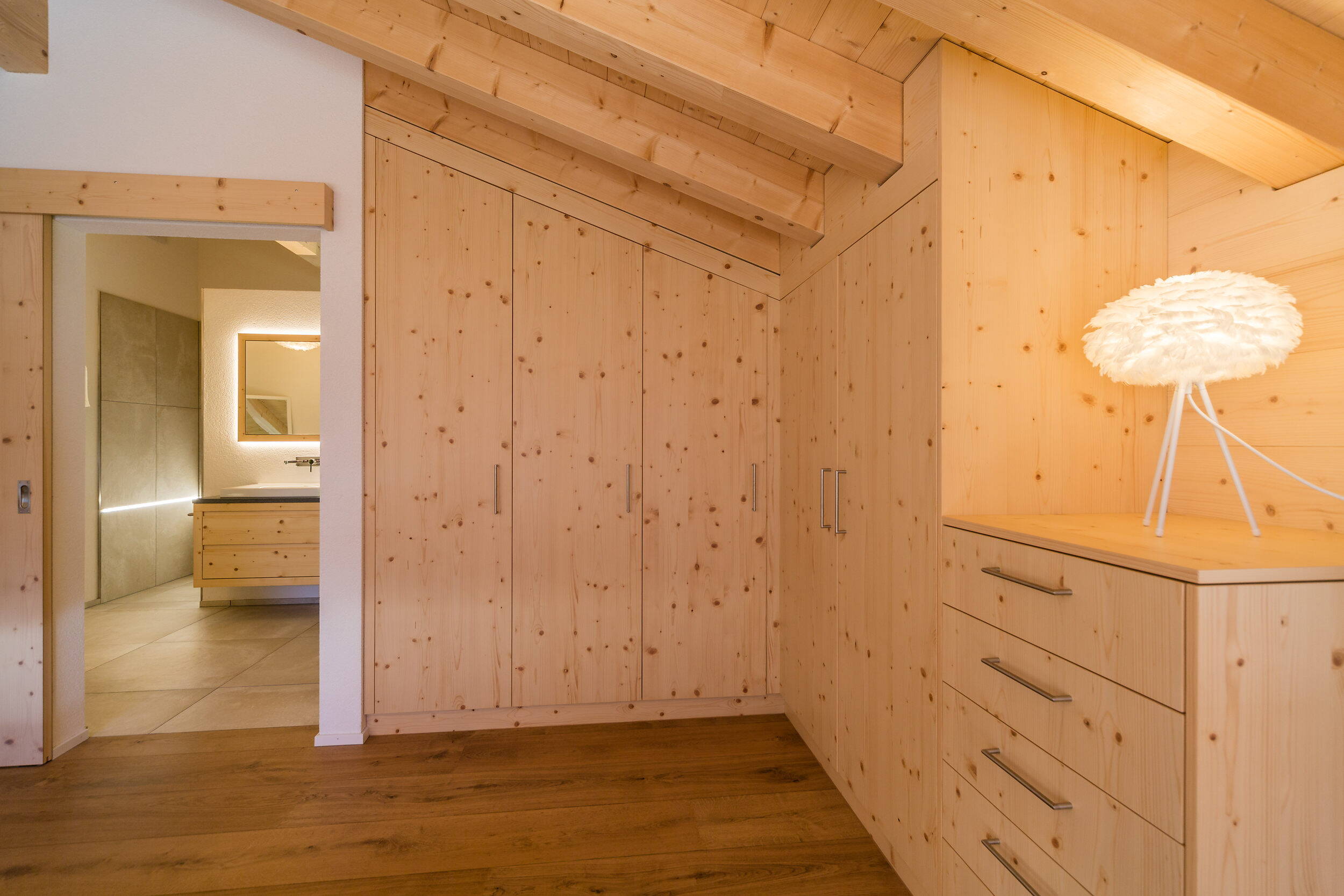 Einbauschrank | Holzkreation Schmid Grindelwald
