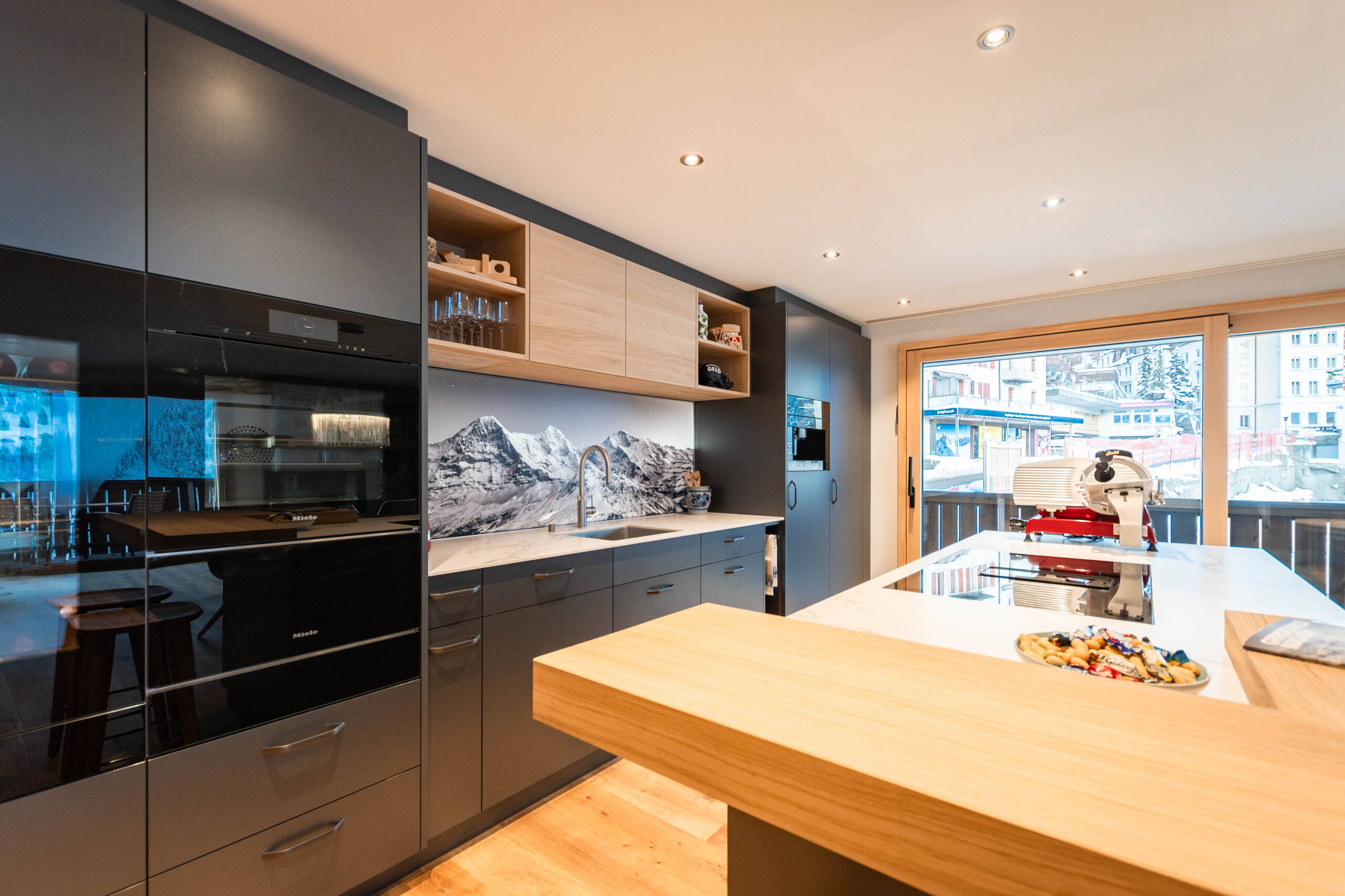 Einbauküche | Holzkreation Schmid Grindelwald