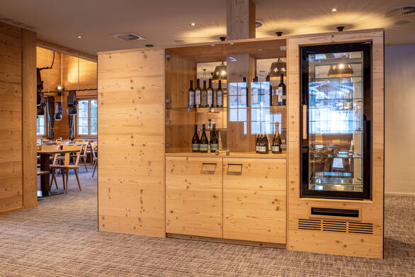 Weinkühler Bergrestaurant Brandegg | Holzkreation Schmid Grindelwald