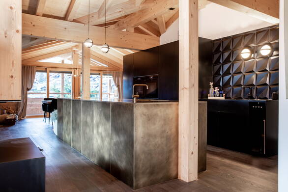Küche aus Messing | Holzkreation Schmid Grindelwald